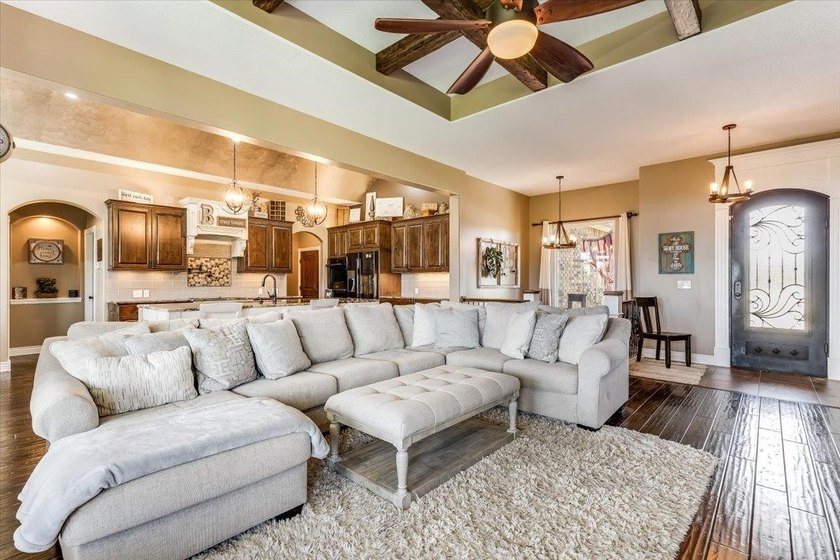 Beautifully designed for modern living, this exceptional home - photo 8