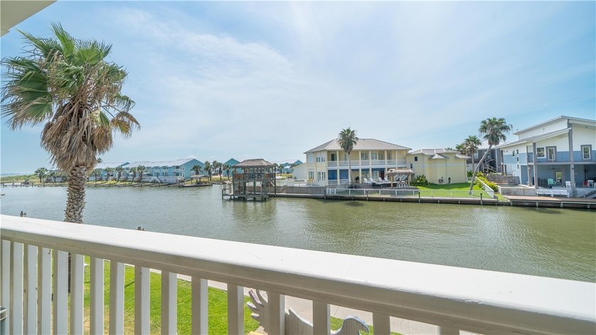 This fantastic investment opportunity in Rockport is priced to - photo 8