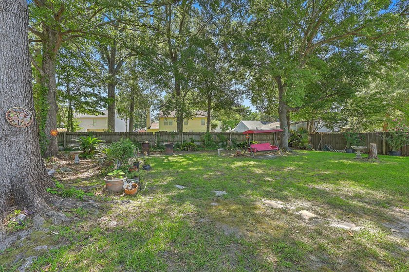 Welcome to this spacious 3-bedroom, 2.5-bath home in the - photo 36