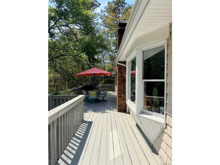 Bring all offers!! Welcome to this beautifully updated residence - photo 11