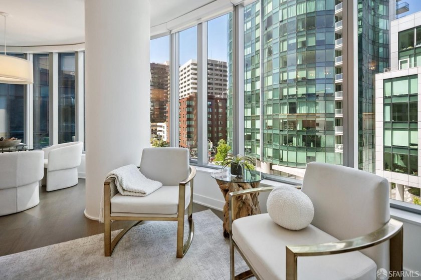Elegant two-bedroom, two-bathroom residence at Lumina, offering - photo 13