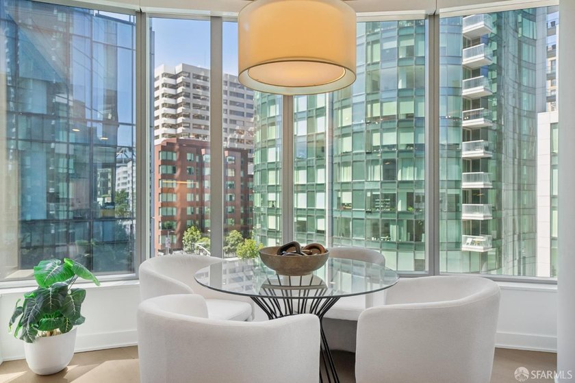 Elegant two-bedroom, two-bathroom residence at Lumina, offering - photo 14