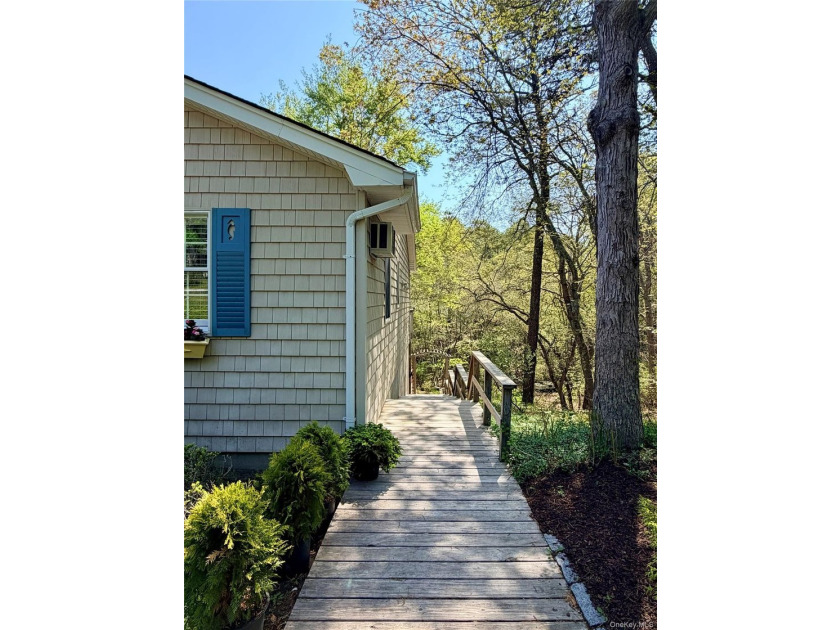 Bring all offers!! Welcome to this beautifully updated residence - photo 18