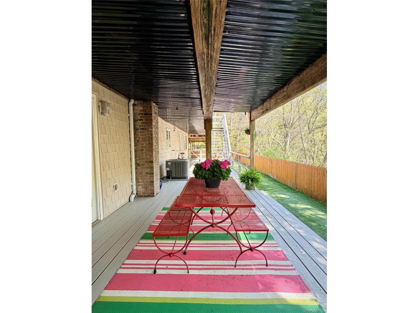 Bring all offers!! Welcome to this beautifully updated residence - photo 19