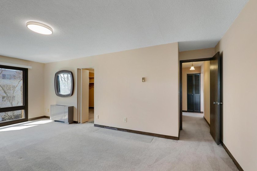 Seller providing a $15,000 credit at closing toward buyer's - photo 19