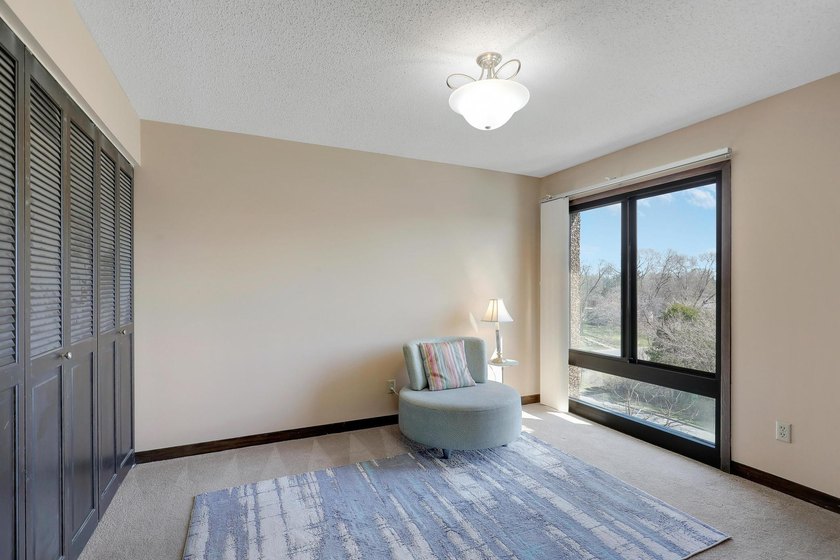 Seller providing a $15,000 credit at closing toward buyer's - photo 24