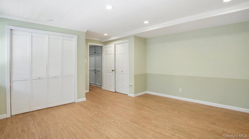 Bring all offers!! Welcome to this beautifully updated residence - photo 27