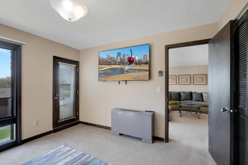 Seller providing a $15,000 credit at closing toward buyer's - photo 27