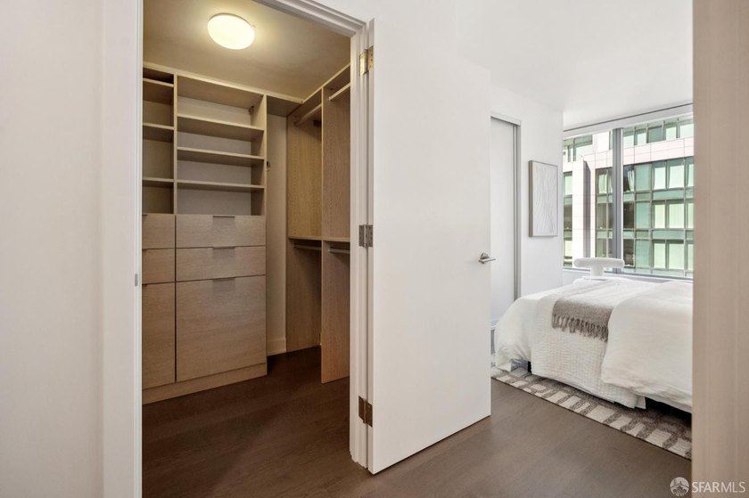 Elegant two-bedroom, two-bathroom residence at Lumina, offering - photo 36