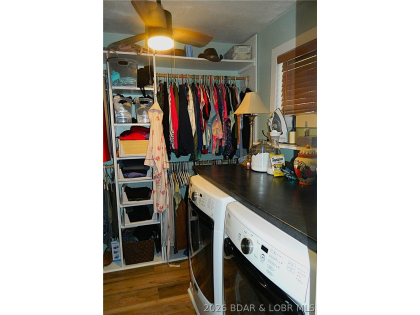Private Four Seasons Retreat on Expansive Multi-Lot Property! - photo 21