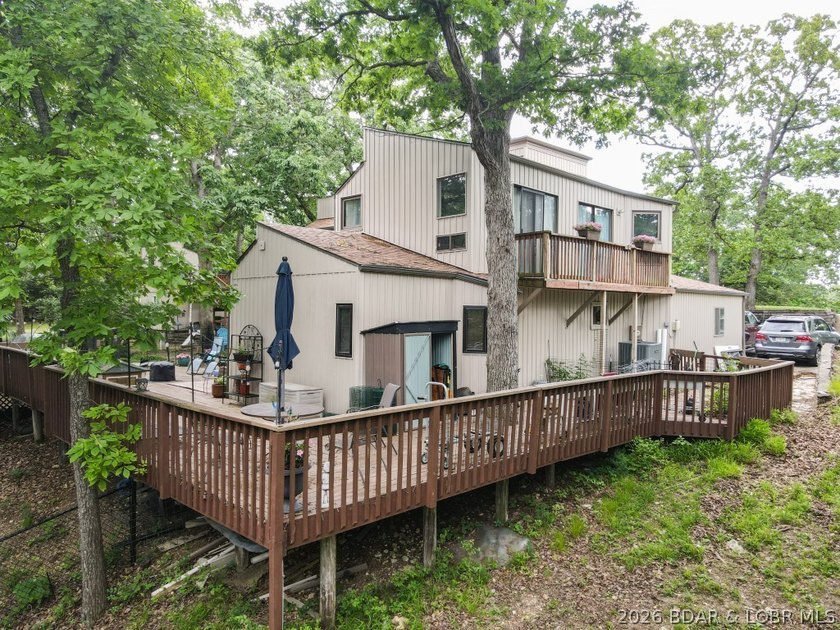 Private Four Seasons Retreat on Expansive Multi-Lot Property! - photo 31