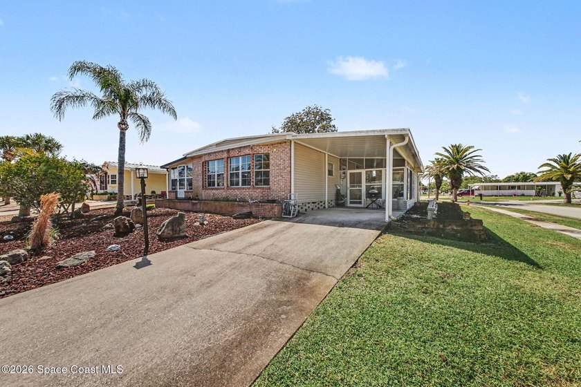 New Roof, New Appliances, and a Low HOA of Just $25 Annually! - photo 2
