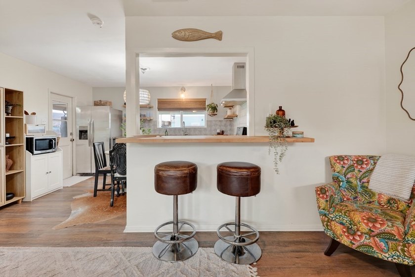 Just three blocks from Aransas Bay, this beautifully updated - photo 10