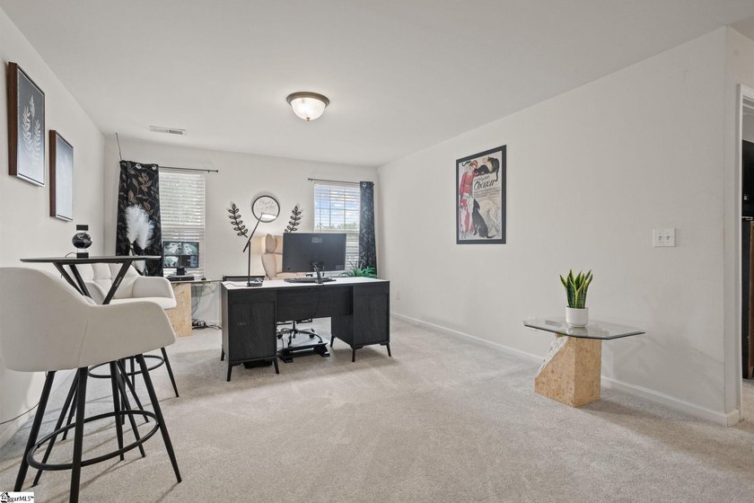 Call the official listing agent, Lisa Alexander, to arrange a - photo 19