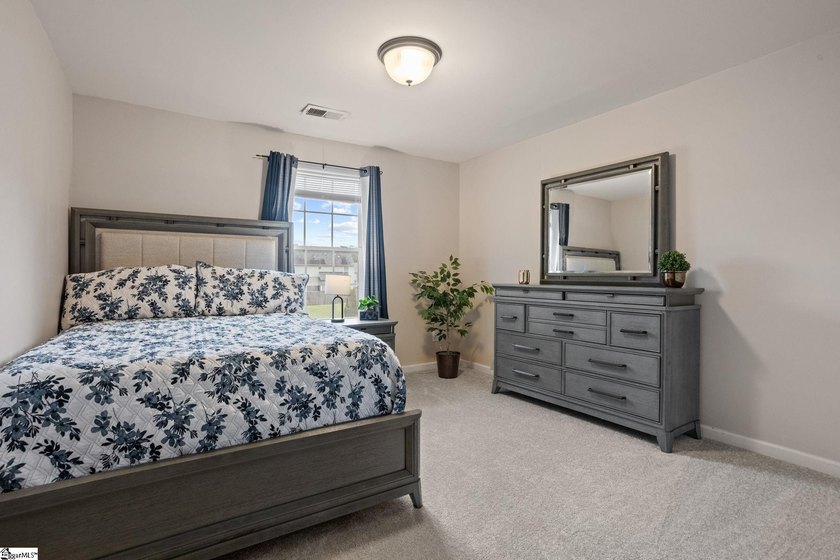 Call the official listing agent, Lisa Alexander, to arrange a - photo 29