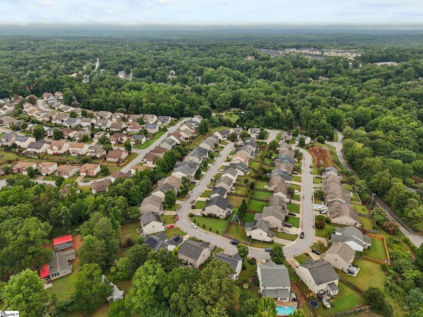 Call the official listing agent, Lisa Alexander, to arrange a - photo 39
