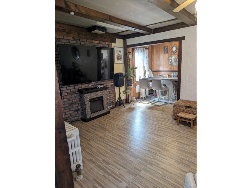 Wonderful opportunity to decorate to your personal taste this - photo 4