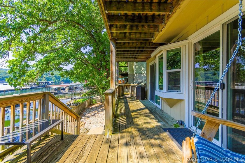 THIS IS IT! Lakefront living at its finest!! This beautifully - photo 34