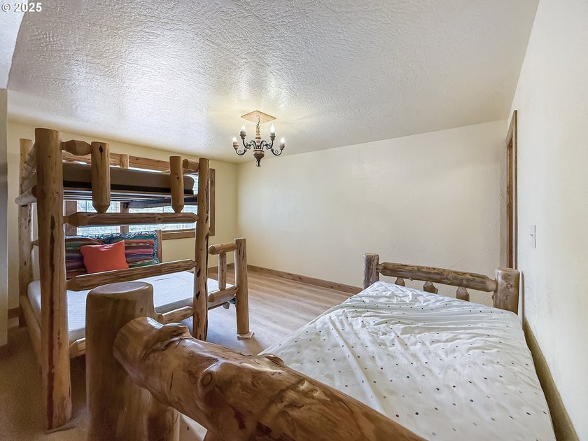 Newly remodeled and has not been lived in since, this home is - photo 35