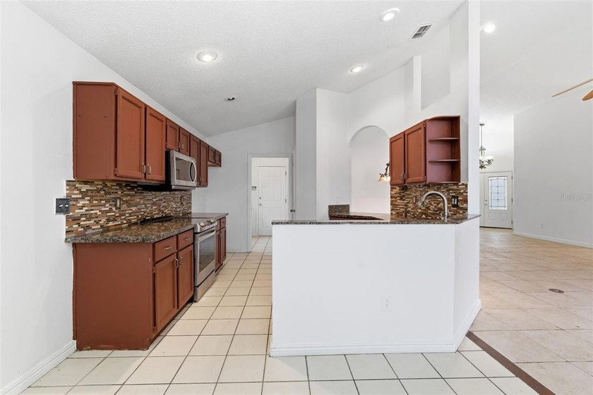 Under contract-accepting backup offers. Virtually Staged - photo 15