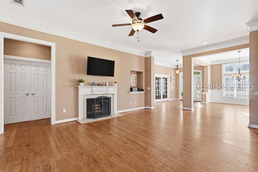 MOTIVATED SELLER - Welcome to 24 Bainbridge Way, a beautifully - photo 18