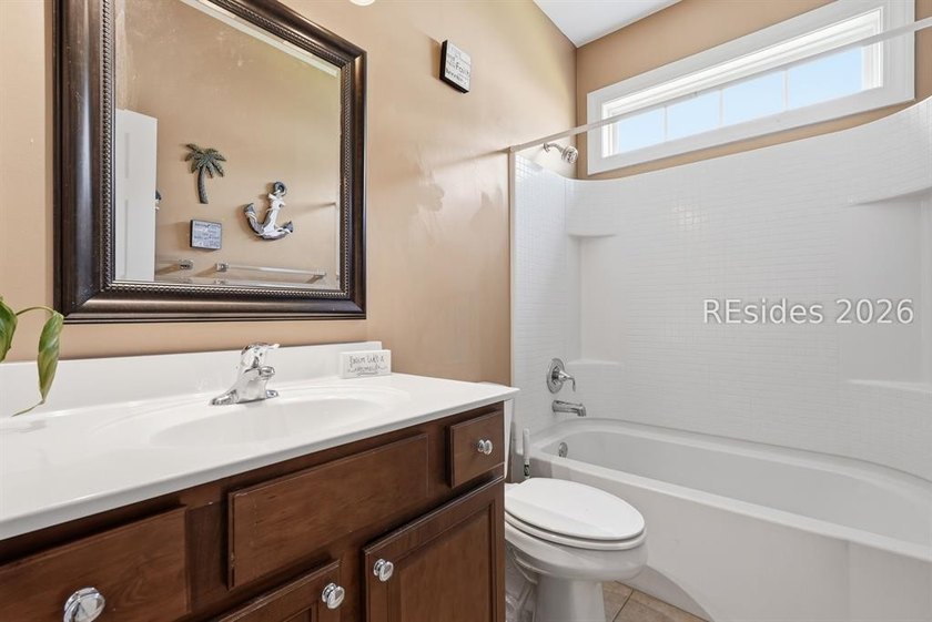 MOTIVATED SELLER - Welcome to 24 Bainbridge Way, a beautifully - photo 32