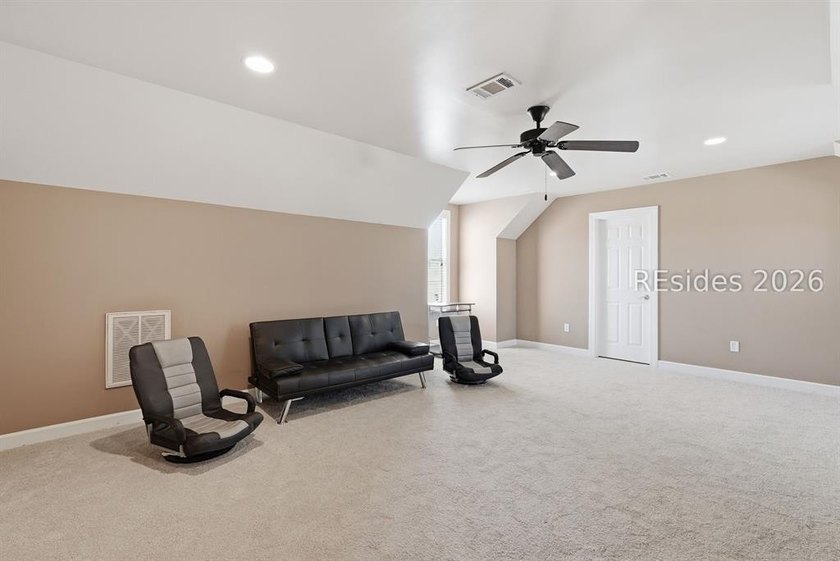 MOTIVATED SELLER - Welcome to 24 Bainbridge Way, a beautifully - photo 34