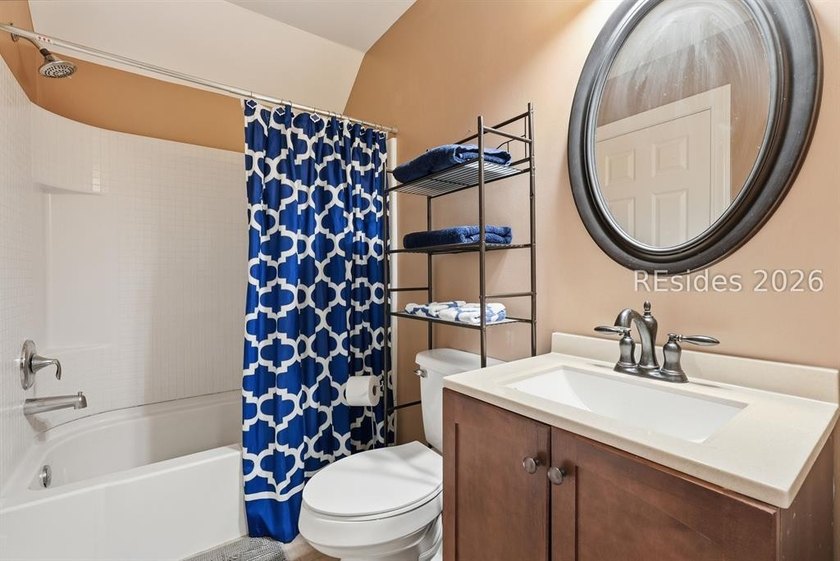 MOTIVATED SELLER - Welcome to 24 Bainbridge Way, a beautifully - photo 36