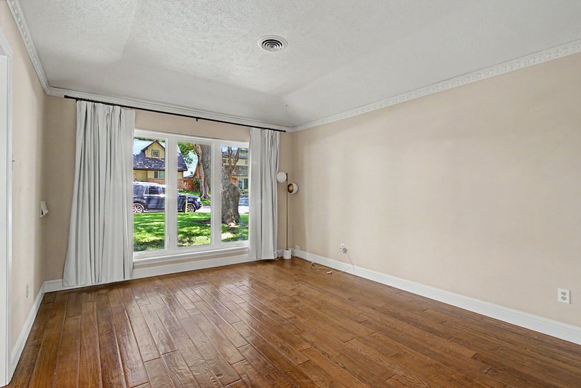 Nestled in the sought-after Casa Linda Forest, this private - photo 11
