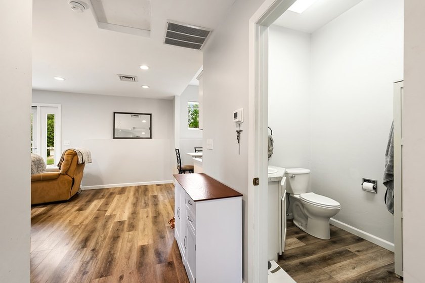 Bring your business vision to life with this exceptional - photo 25