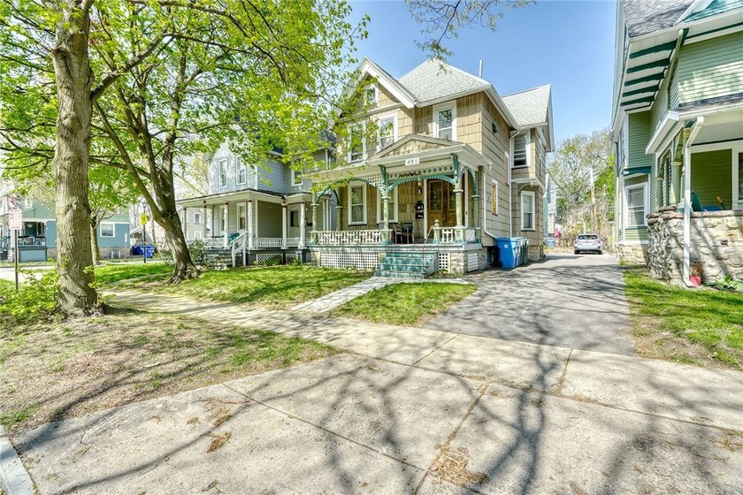 Welcome to 485 Meigs Street (14607)! This classic two-family - photo 2