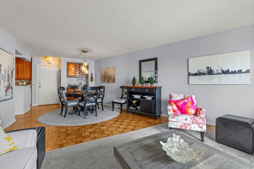 Enjoy easy downtown living in this beautifully maintained - photo 11