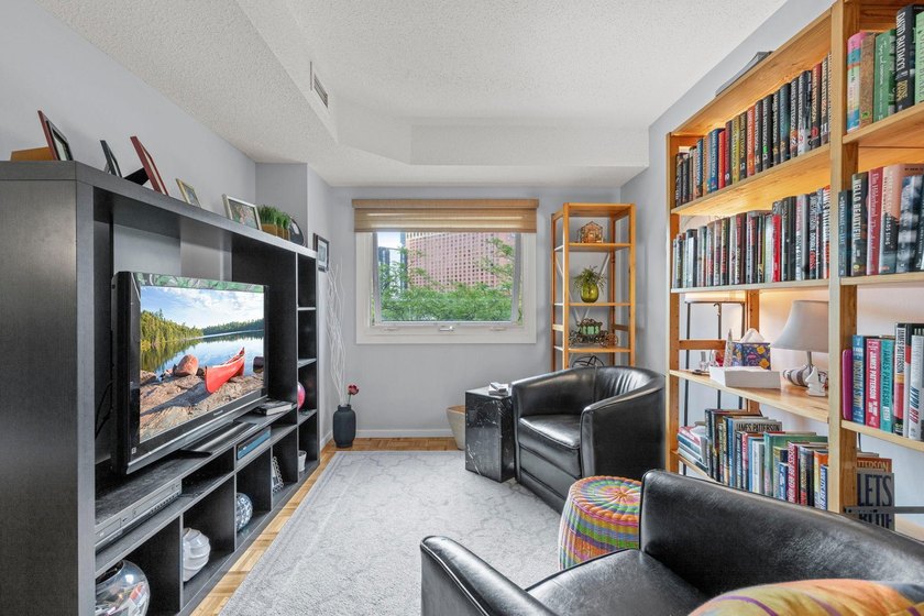 Enjoy easy downtown living in this beautifully maintained - photo 16