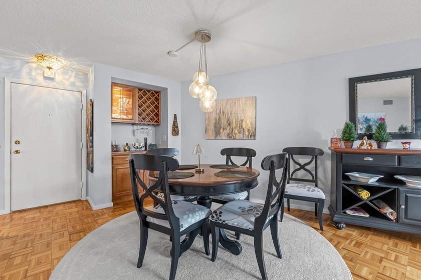Enjoy easy downtown living in this beautifully maintained - photo 18