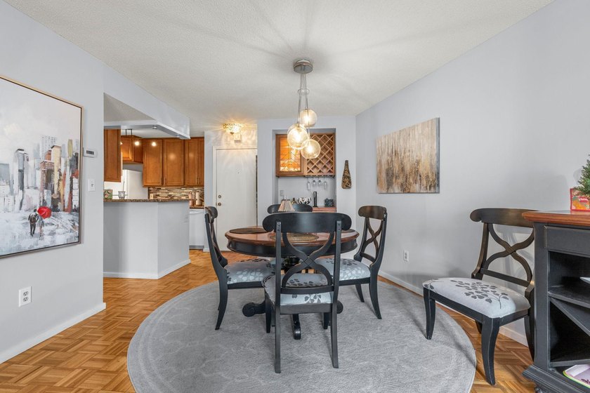 Enjoy easy downtown living in this beautifully maintained - photo 19