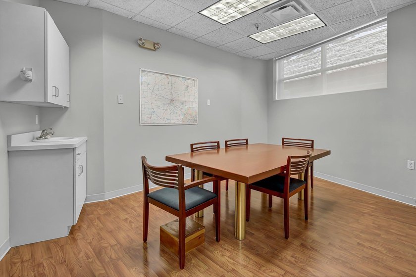 Here is the investment opportunity you have been waiting for! It - photo 21