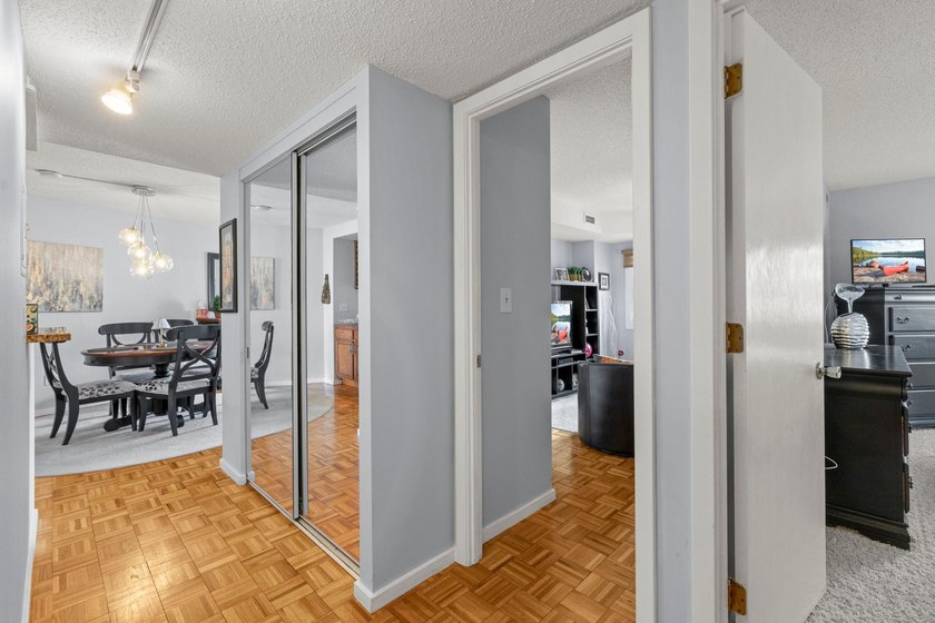 Enjoy easy downtown living in this beautifully maintained - photo 23