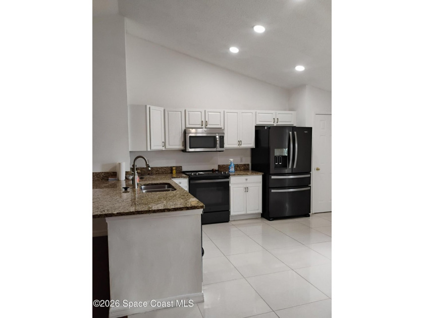 Great floor plan for this 3 bedroom, 2 bath home, metal roof - photo 7