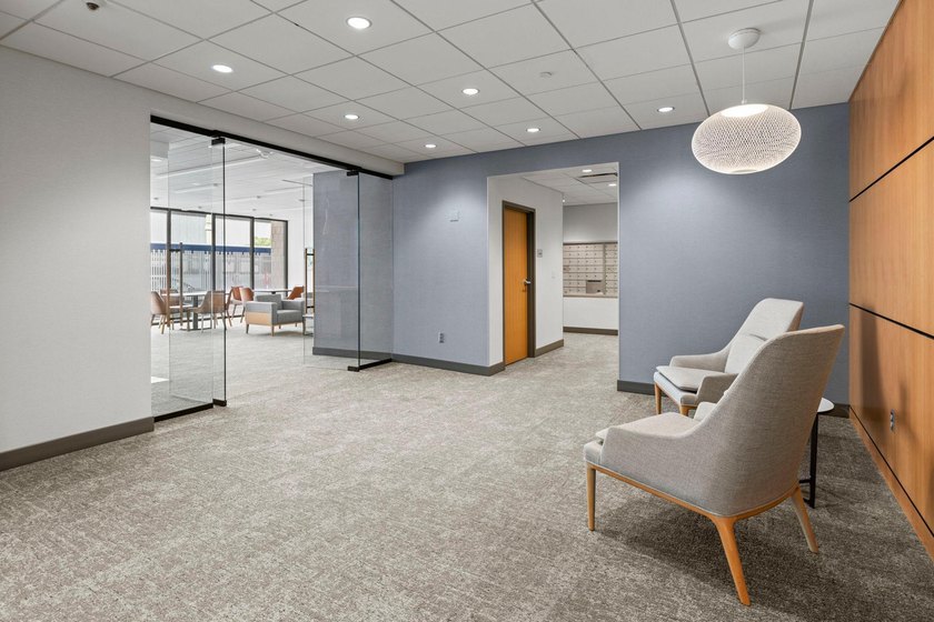 Enjoy easy downtown living in this beautifully maintained - photo 30