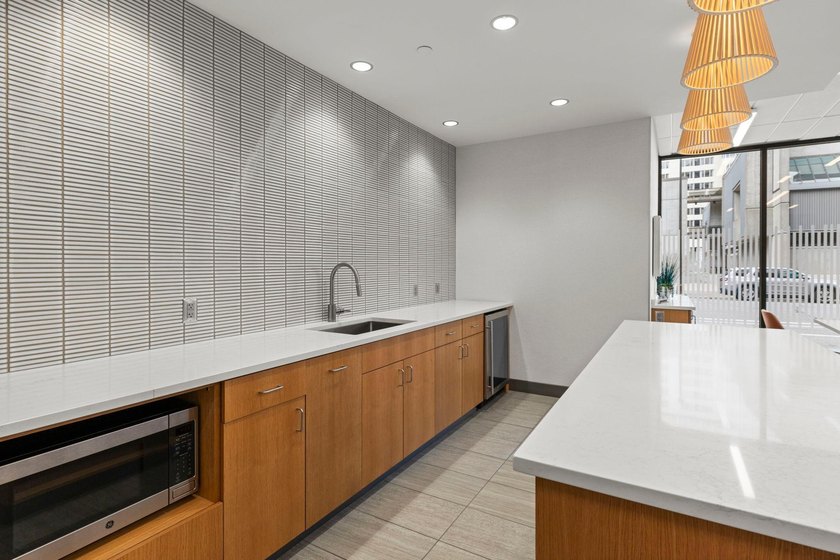 Enjoy easy downtown living in this beautifully maintained - photo 37
