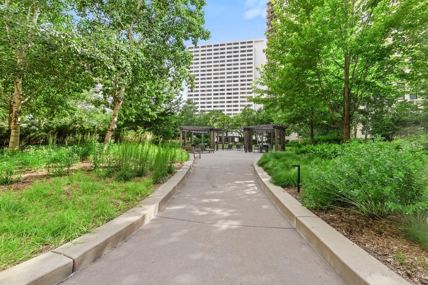 Enjoy easy downtown living in this beautifully maintained - photo 44