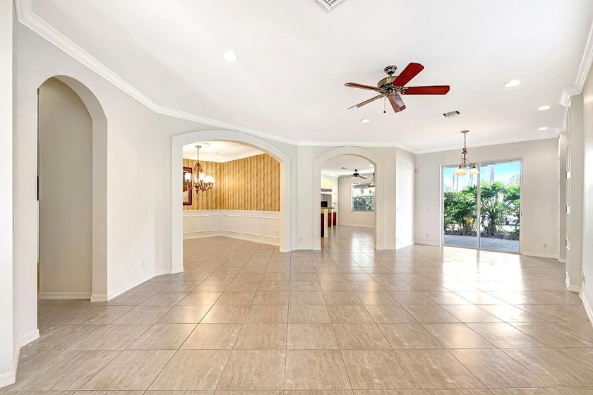 Best Oceanside Buy On Hutchinson Island! Huge light-filled - photo 9