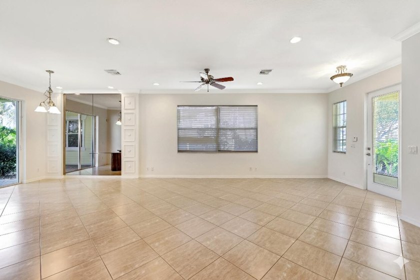 Best Oceanside Buy On Hutchinson Island! Huge light-filled - photo 10