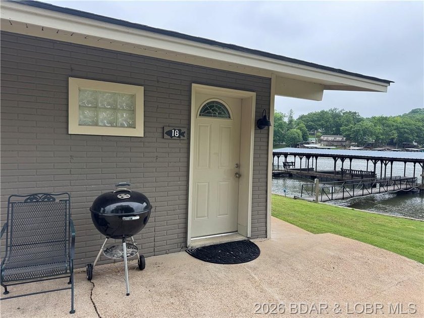 Rare waterfront INVESTMENT OPPORTUNITY with proven vacation - photo 18