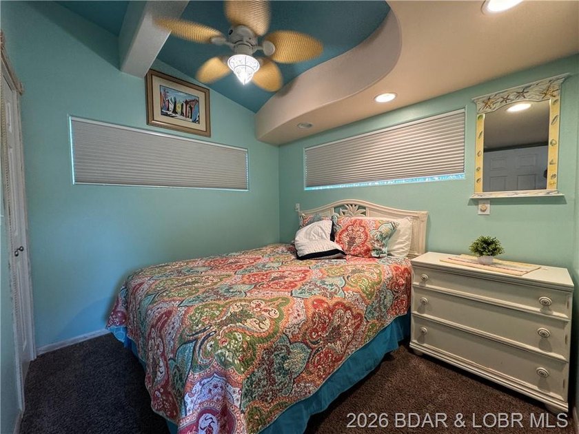 Rare waterfront INVESTMENT OPPORTUNITY with proven vacation - photo 23