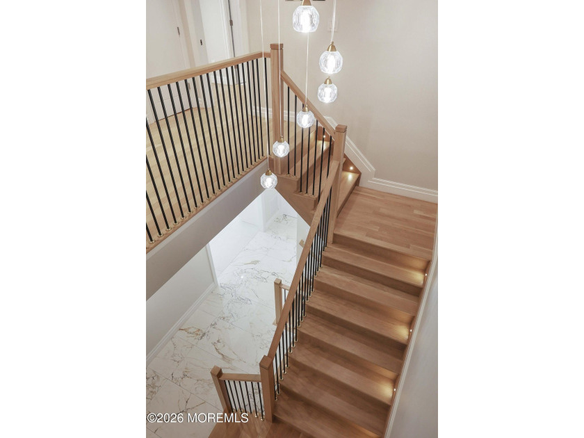 An extraordinary custom-built estate where luxury, craftsmanship - photo 28