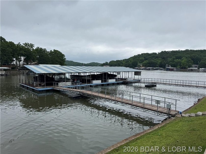 Rare waterfront INVESTMENT OPPORTUNITY with proven vacation - photo 32