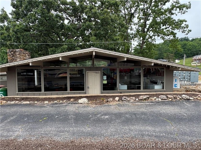 Rare waterfront INVESTMENT OPPORTUNITY with proven vacation - photo 38