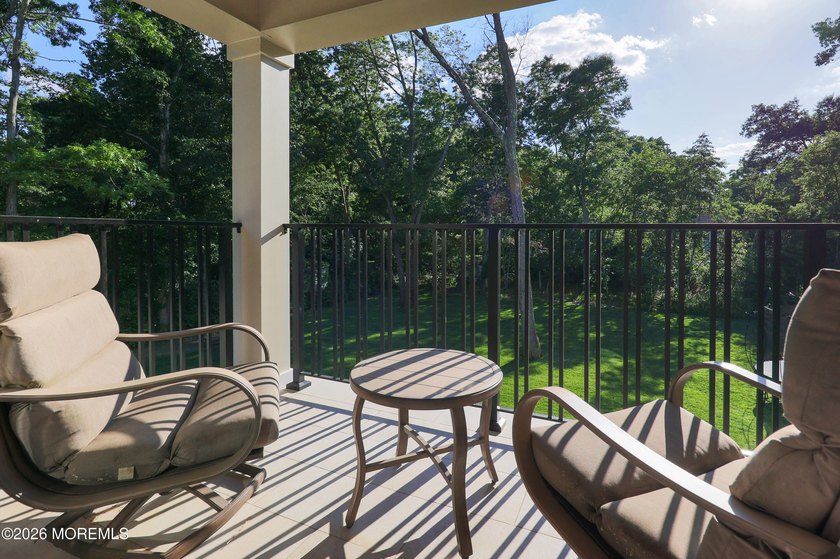An extraordinary custom-built estate where luxury, craftsmanship - photo 39