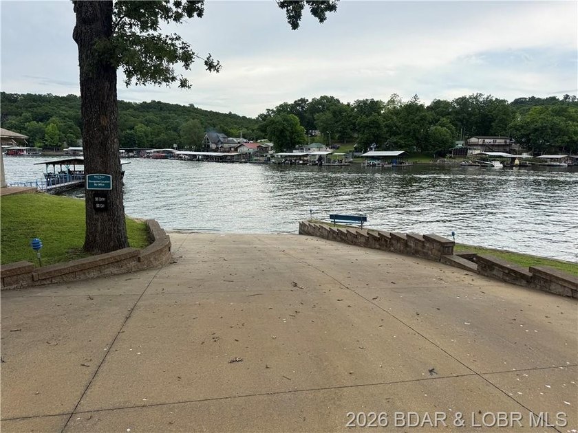 Rare waterfront INVESTMENT OPPORTUNITY with proven vacation - photo 46